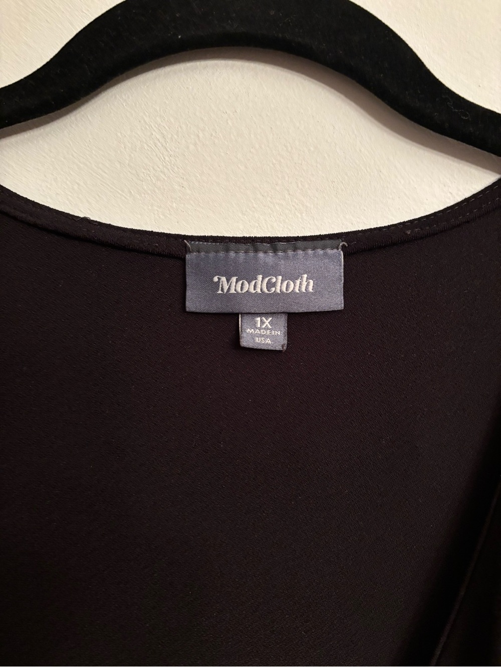 ModCloth Sleeveless Ruffle V-Neck Jumpsuit - Picture 5 of 8